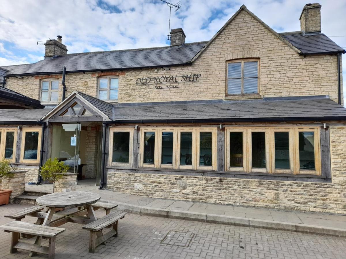 Cotswold Cottage Bed & Breakfast Luckington Exteriör bild